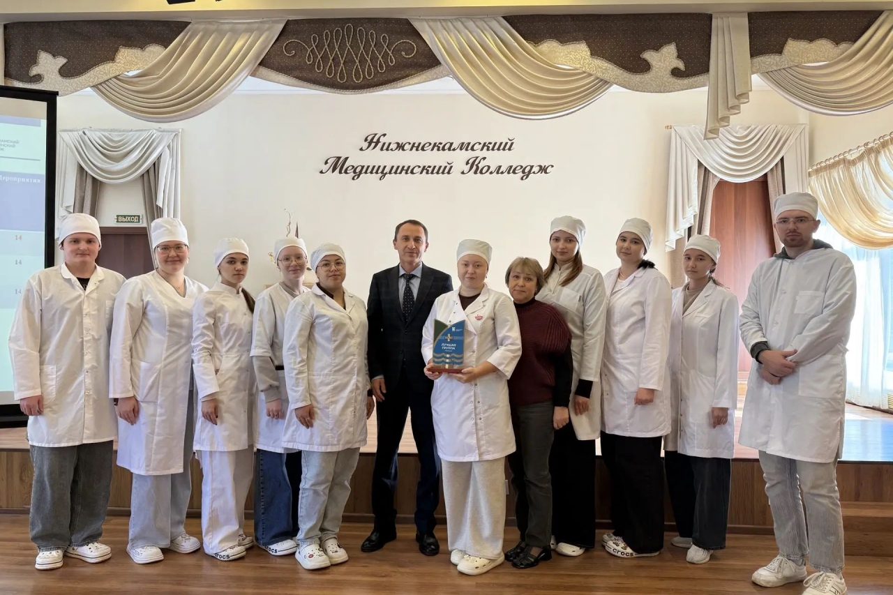 Вручение переходящего кубка «Лучшая группа!»